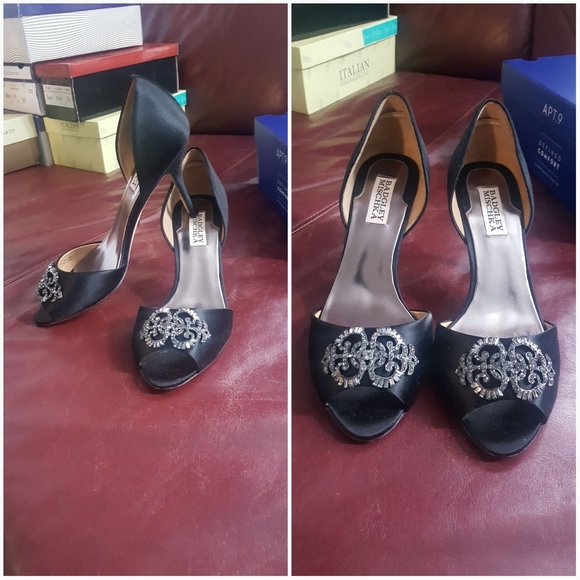 Multiple color shoes - Picture 7 of 7